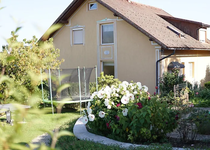 Familie Hartinger شقة