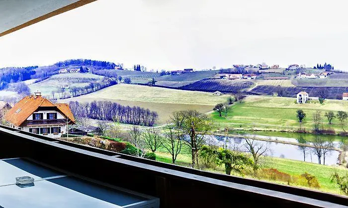 Apartment Familie Hartinger *